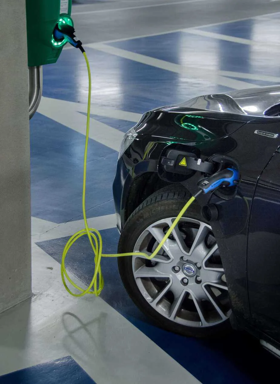 London electric vehicle towing service