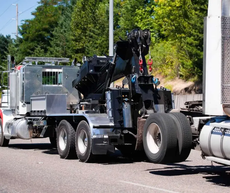 tow truck on western highway approach to st. Thomas